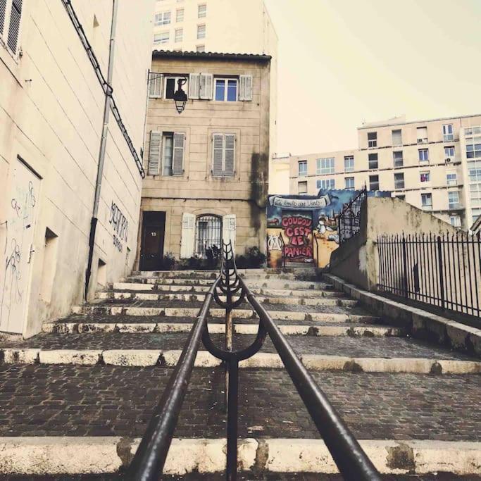 T2 De Charme Au Coeur Du Panier Apartamento Marselha Exterior foto